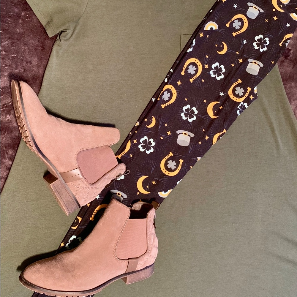St. Patrick’s Day LuLaRoe Magically You Leggings